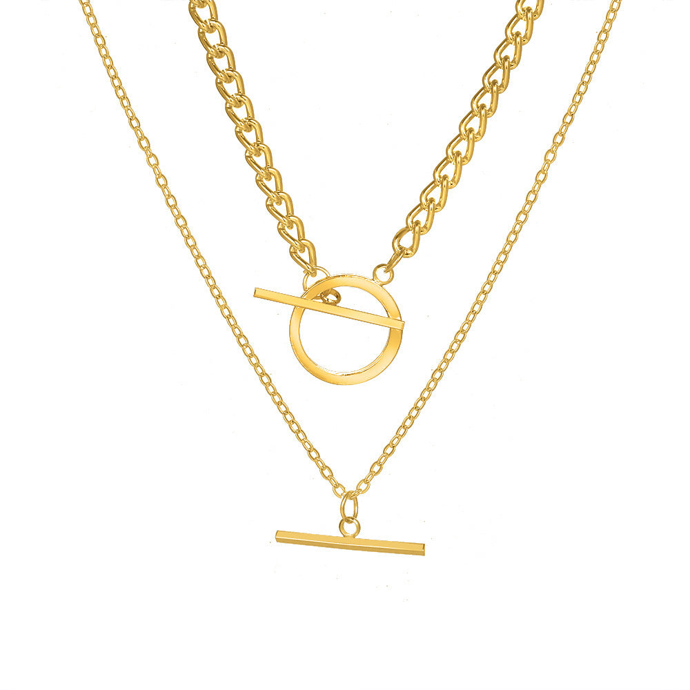 Gold-Halskette im Flachketten-Stil
