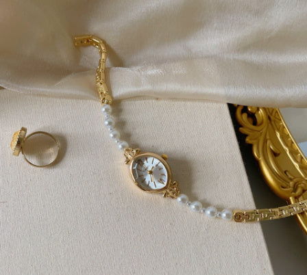 Edle Perlen-Armbanduhr für Damen