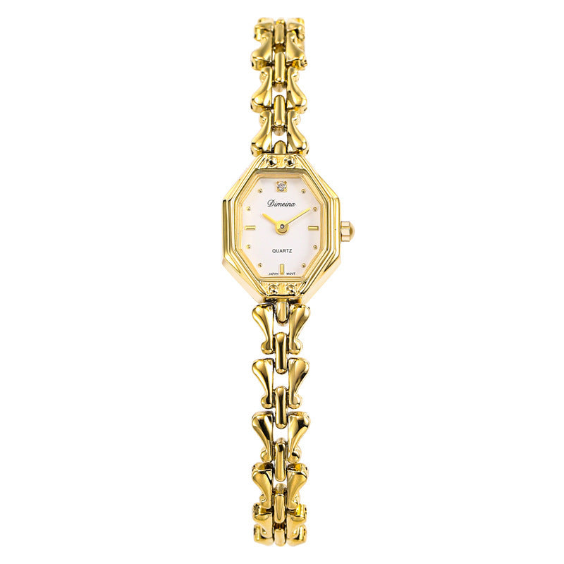 Armbanduhr in Gold mit weißem Zifferblatt