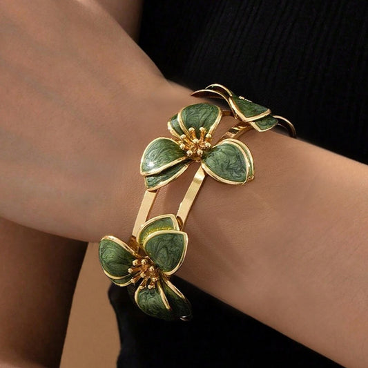 Einzigartiges Blüten-Armband grün