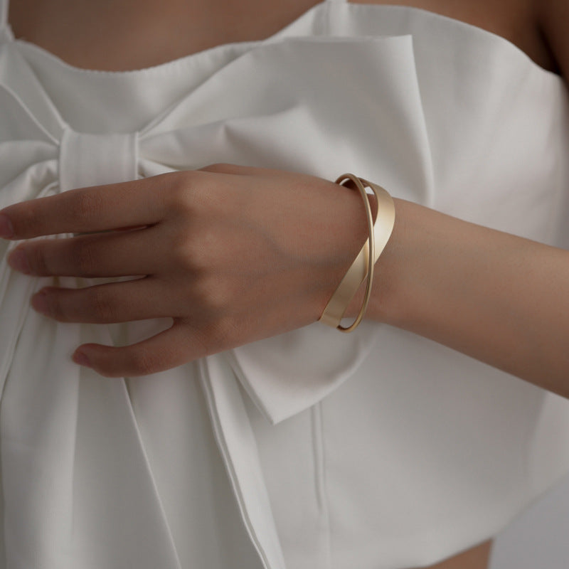 Modernes Kettenglieder-Armband gold