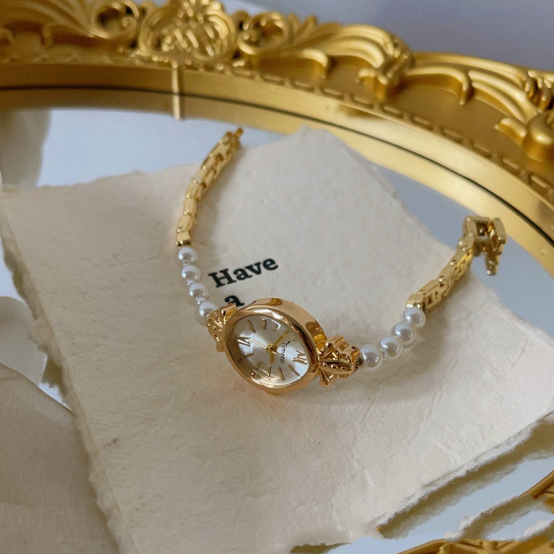 Edle Perlen-Armbanduhr für Damen